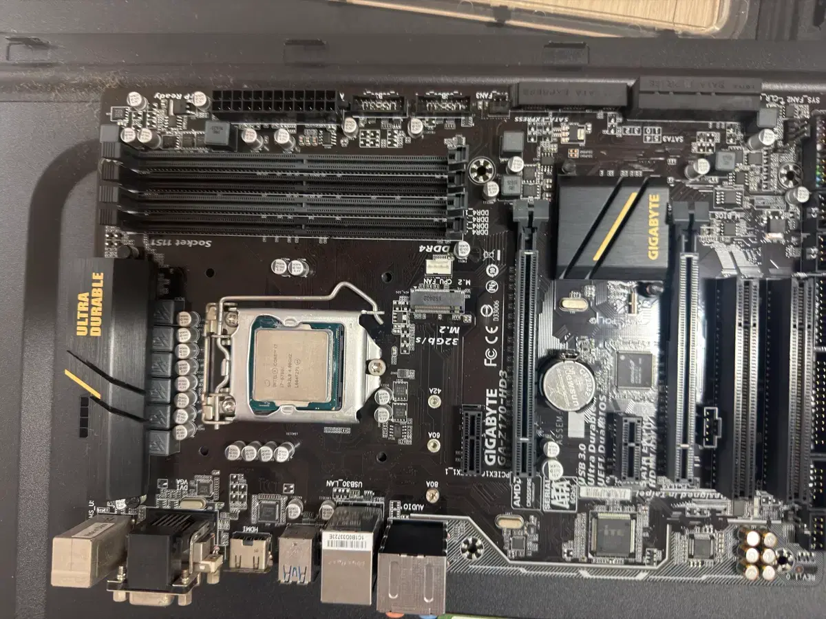 GIGABYTE GA-Z170-HD3 메인보드 + i7 6700k | 브랜드 중고거래 플랫폼